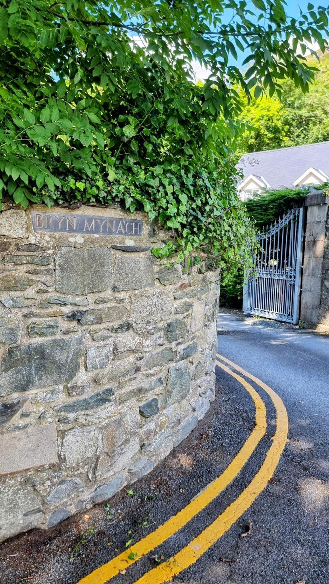 The Duck House Apartment Barmouth Bagian luar foto